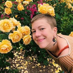 Meet your Posher, Bailey